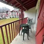 Hosta Piscine Vue Montagnes Apartmán *